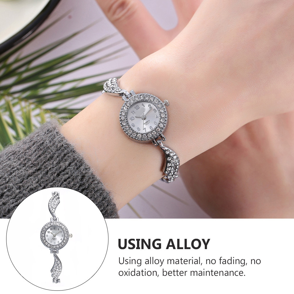 ساعة كوارتز نسائية بتصميم أجنح - مراجعة Luxury Watch Gift For Her وسعره