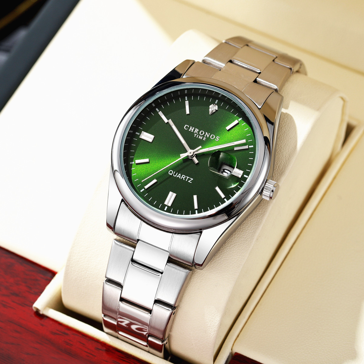 كرونوس العلامة التجارية الفاخر - مراجعة Luxury Watch Magazine وسعره