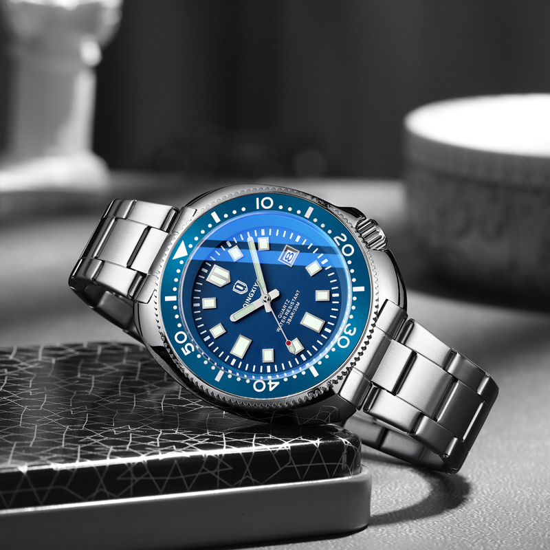 QINGXIYA العلامة التجارية المو - مراجعة Luxury Watch Magazine وسعره